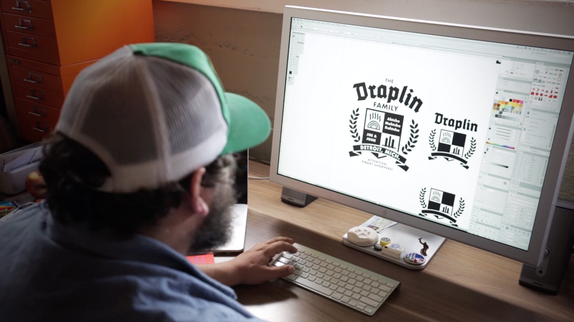 Logo Design with Draplin: Secrets of Shape, Type and Color