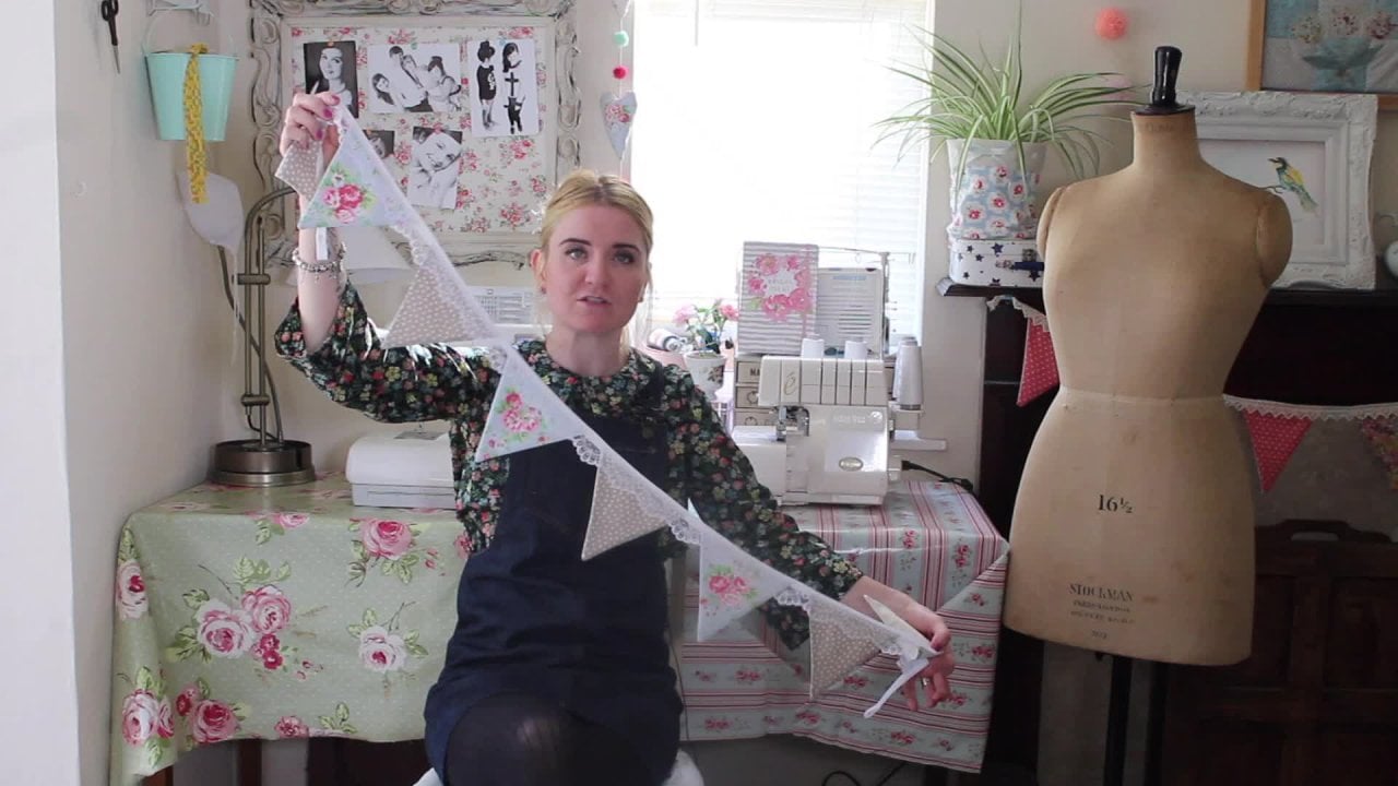 How to Sew Bunting