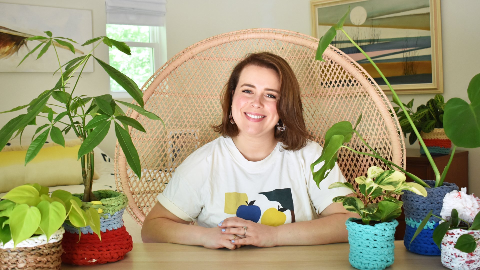 Crochet a Plant Pot Cover Using Plastic Bag or T-Shirt Yarn