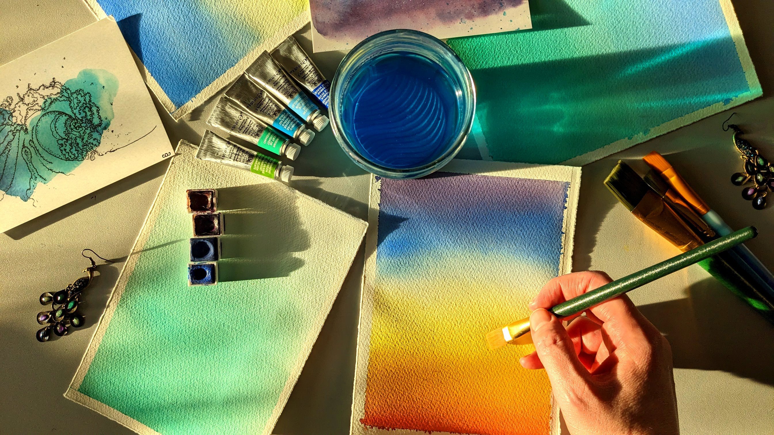 Bitesize Watercolor: Master Painting Gradients with a Sunset Sky